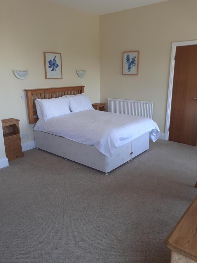Hotel Claremont House Saundersfoot Esterno foto